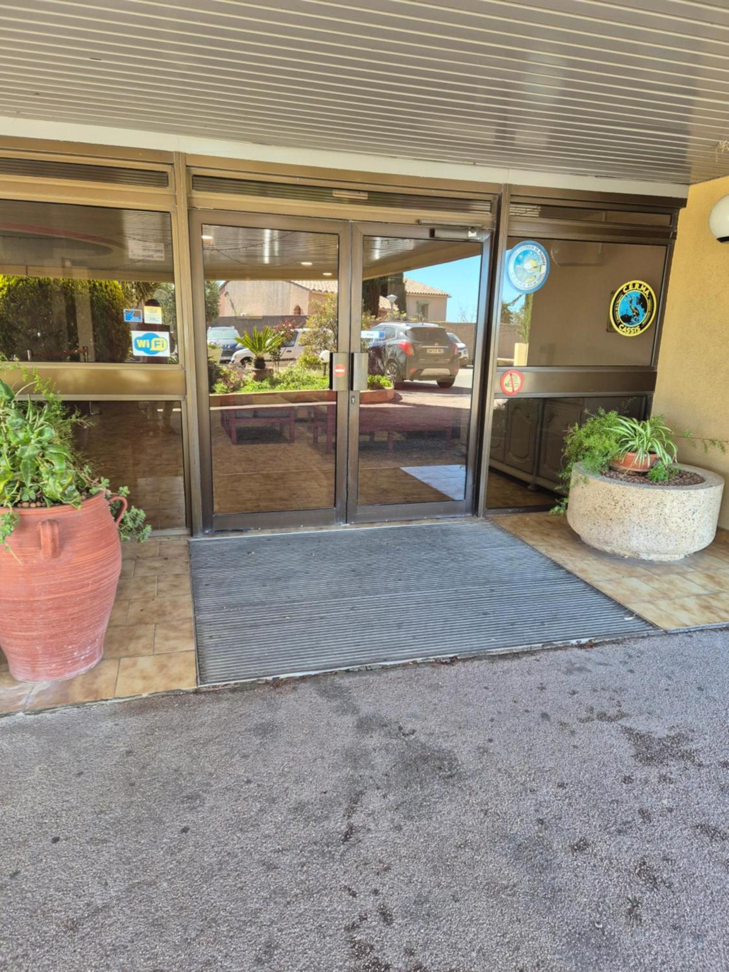 Les Terrasses De Cassis Apartamento Exterior foto